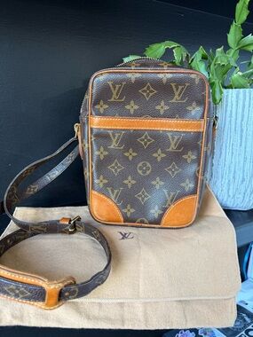 Vintage Louis Vuitton Danube Crossbody